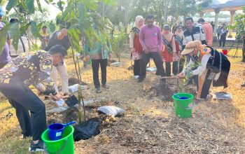 Gembira Ceria Tak Sekadar Menanam, Balikpapan Bentuk Karakter Peduli Lingkungan Sejak Dini